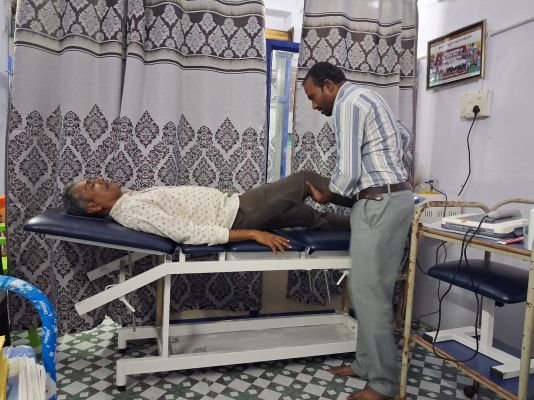 నొప్పులకు ఉపశమనం.. ఆధునిక చికిత్సతో భరోసా!