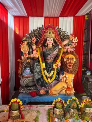 స్కంద మాత అవతారంలో అమ్మవారు