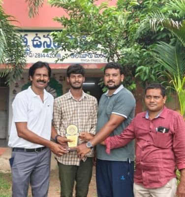 జిల్లాస్థాయి కబడ్డీ పోటీల్లో ఆలమూరు ప్రభుత్వ ఉన్నత పాఠశాల విద్యార్థి ప్రతిభ