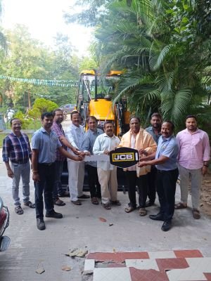 ఆమదాలవలస మున్సిపాలిటీకి కొత్త జేసీబీ కొనుగోలు