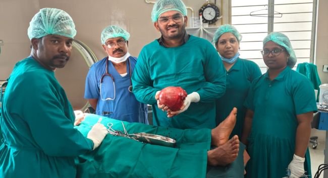 అరకులోయ ఆసుపత్రిలో మరో అరుదైన శస్త్రచికిత్స