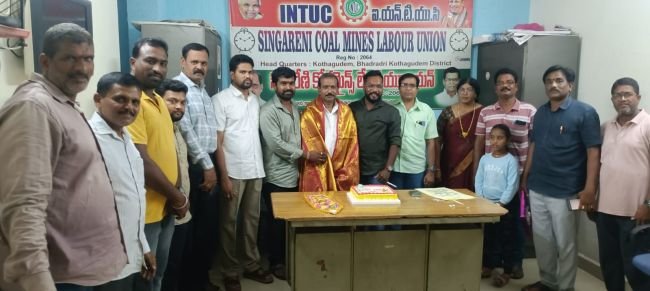 కార్పొరేట్ వైస్ ప్రెసిడెంట్ పీతాంబరం జన్మదిన వేడుకలు