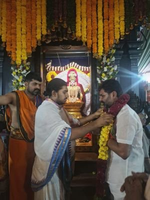 ప్రత్యేక పూజల్లో పాల్గొన్న కొలన్ శ్రీనివాసరెడ్డి