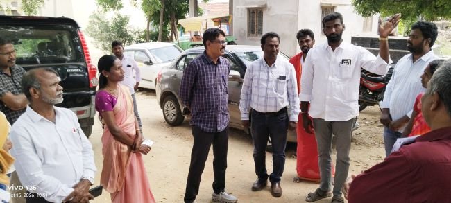 రేబర్తి గ్రామాన్ని సందర్శించిన డి ఆర్ డి, ఏ పిడి......