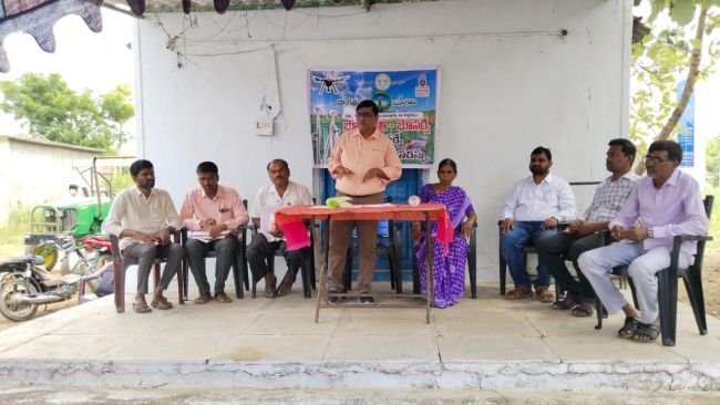 లక్క పల్లి లో భూ సర్వేలపై గ్రామసభ