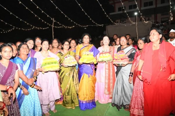 జిల్లా గ్రామీణ అభివృద్ధి శాఖ, సెర్ప్ ఆధ్వర్యంలో బతుకమ్మ వేడుకలు
