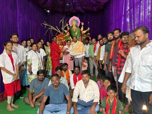 అమ్మవారి ఆశీస్సులు ప్రజలందరిపై ఉండాలి