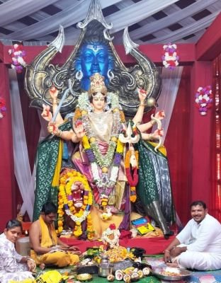 ఐదవ రోజు లక్ష్మీదేవి అమ్మవారి అవతారం