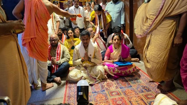 ఇంద్రకీలాద్రిపై భక్తులకు ఇబ్బందులు లేకుండా ఏర్పాట్లు: ఎంపీ కేశినేని చిన్ని