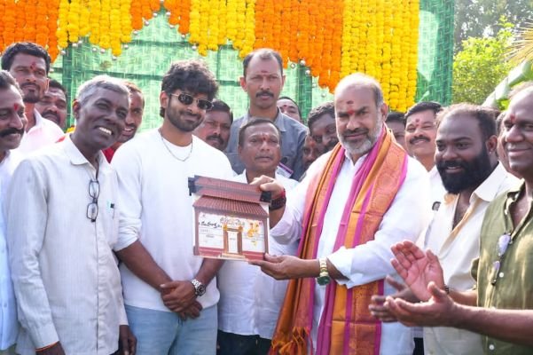 కనగర్తిలో ‘జిల్లేడు చెట్టు’ సినిమా షూటింగ్ ప్రారంభం - క్లాప్ కొట్టిన ప్రభుత్వ విప్ ఆది శ్రీనివాస్