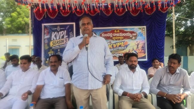 యువతలో క్రీడాస్ఫూర్తి, ఐకమత్యాన్ని పెంపొందించేది క్రీడలే - చల్మెడ లక్ష్మినరసింహ రావు