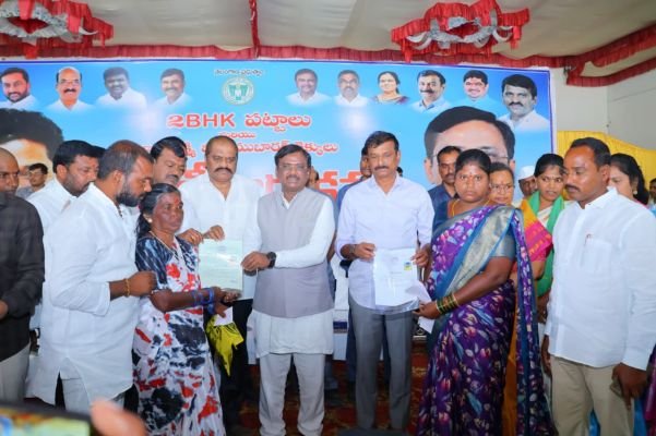 సీఎం రేవంత్ రెడ్డి పిలుపుతో కరువు పరిస్థితులను అధిగమిద్దాం మంత్రి గడ్డం వివేక్ వెంకటస్వామి