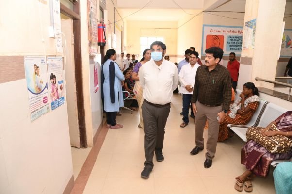 రోగులకు మెరుగైన వైద్య సేవలు అందించాలి - కలెక్టర్ కుమార్ దీపక్