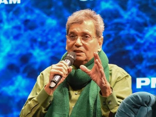 నేటి తరానికి కళ కంటే డబ్బే ముఖ్యం.. సంచలన వ్యాఖ్యలు చేసిన ప్రముఖ దర్శకుడు సుభాష్ ఘాయ్