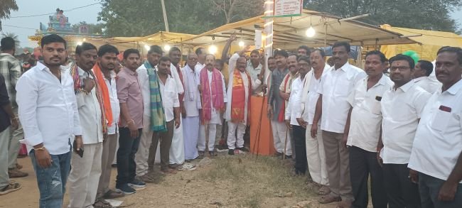 హైమాస్ట్ లైట్లు ప్రారంభం