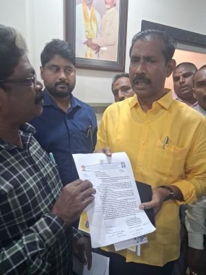 సర్' ప్రక్రియను నిలిపివేయాలి...  పల్లా శ్రీనివాసరావుకు దళిత, ప్రజా సంఘాలు వినతి