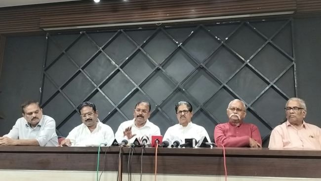 బ్రాహ్మణులను విస్మరిస్తే సత్తా చూపిస్తాం.... విశాఖ బ్రాహ్మణ ఐక్యవేదిక