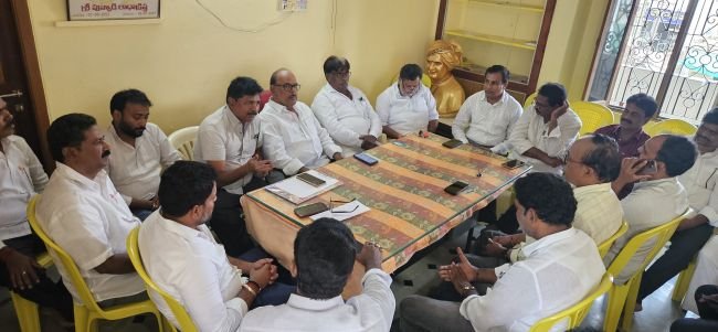 ఎన్నికల్లో టీడీపీ అభ్యర్థులను గెలిపించాలి