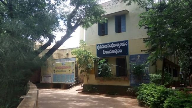 హిందూపురం టిడిపి మున్సిపల్ చైర్మన్ అభ్యర్థి పై ఉత్కంఠం