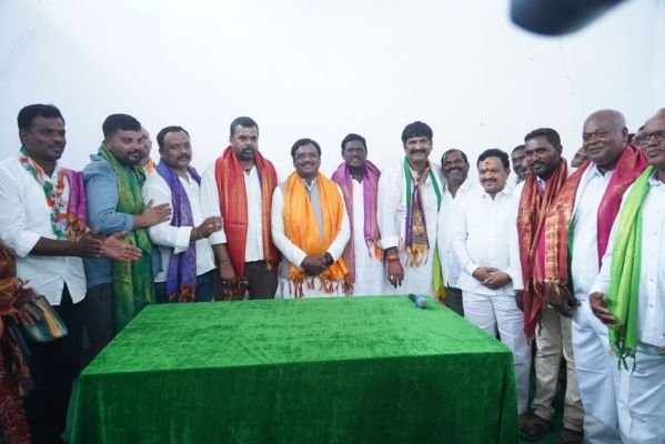 గజ్వేల్ నియోజకవర్గం పై కాంగ్రెస్ జెండా ఎగరవేయాలి  - జిల్లా ఇన్చార్జ్ మంత్రి వేక్ వెంకటస్వామి