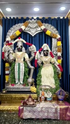 వక్కపువ్వులతో మూలవిరాట్ల అలంకరణ..