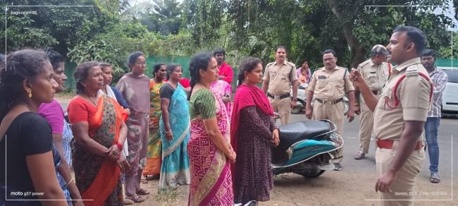మహిళల భద్రతకు ప్రత్యేక చర్యలు తీసుకుంటున్నట్లు ఇరగవరం సబ్ ఇన్స్పెక్టర్ మహమ్మద్ నాసిరుల్లా అన్నారు. 