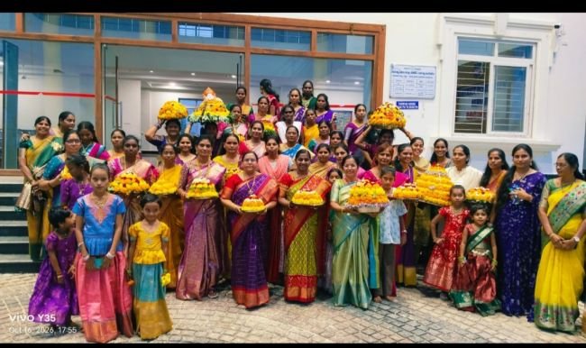 ఘనంగా బతుకమ్మ ఉత్సవాలు.