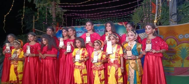 *నాట్య మయూరి సినీత విజయకి ఘన సత్కారం*