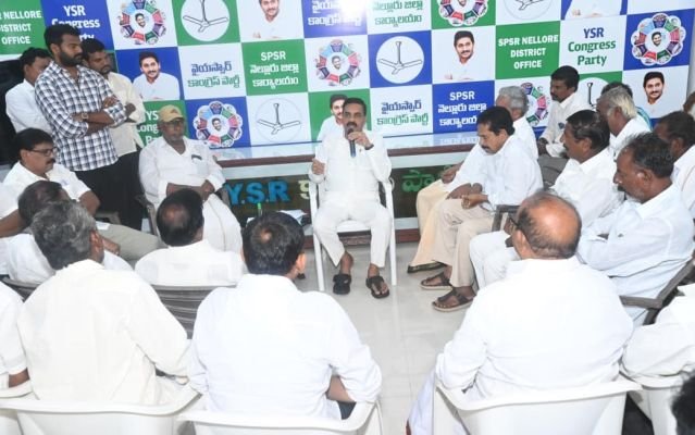  స్థానిక ఎన్నికల్లో గెలిచి తీరాలి - కాకాణి"