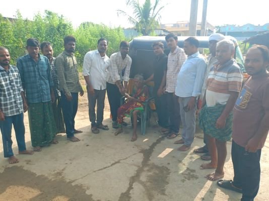 కిరణ్ కుటుంబానికి రూ.44 వేల ఆర్థిక సాయం