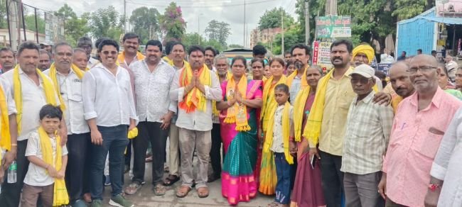 చీరాలలో మొదలైన నామినేషన్ల పర్వం