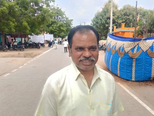 36 వార్డు బుల్లారి చన్నవీరప్ప తెలుగుదేశం పార్టీ అభ్యర్థి రాయదుర్గం
