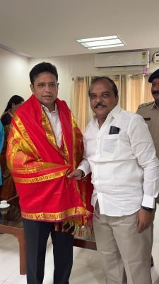 మంత్రి శ్రీధర్ బాబును మర్యాద పూర్వకంగా కలిసిన హనుమకొండ డిసిసి అధ్యక్షులు ఇనగాల వెంకట్రామిరెడ్డి