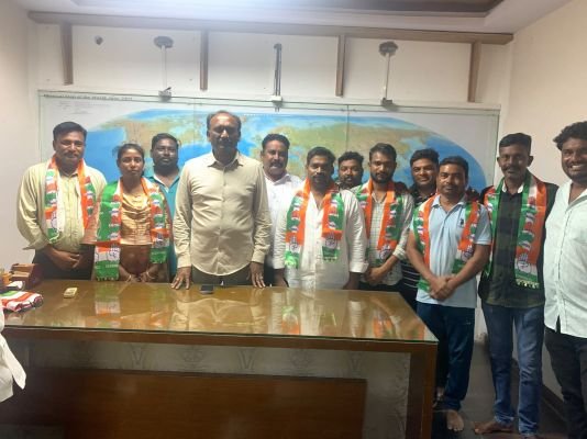 కాంగ్రెస్ పార్టీలో  చేరిన టిడిపి మాజీ కౌన్సిలర్ 