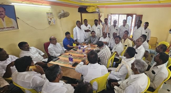 మోపాడు ఎంపీటీసీ అభ్యర్థిగా గిడ్డయ్య యాదవ్ ఖరారు
