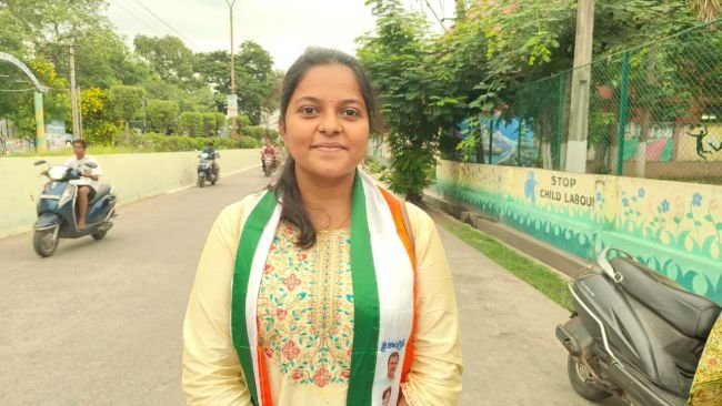 చీరాల కాంగ్రెస్ చైర్మన్ అభ్యర్థిగా డాక్టర్ రోజ్ పద్మిని