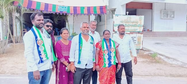 56వ డివిజన్ వైకాపా అభ్యర్థిగా గోపి 