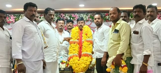 స్థానిక ఎన్నికలకు సమష్టి వ్యూహంతో సిద్ధం కావాలి..ఆలూరు ఎమ్మెల్యే బూసినె 