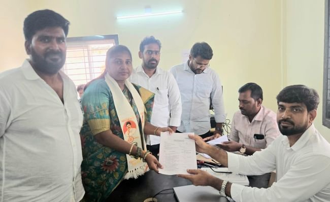 ప్రజల ఆశీస్సులతో జనసేన వీరమహిళ విజయలక్ష్మి గునుకుల నామినేషన్