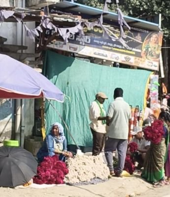 అనుమతి లేని రోజున వసూళ్లు చేసిన కాంట్రాక్టుపై విచారణ జరిపి, కాంట్రాక్టును రద్దు చేయాలి