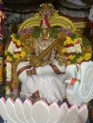 వేదగిరి పై ఆదిలక్ష్మి అమ్మవారు సరస్వతీదేవి అలంకారం లో భక్తులకు దర్శనం
