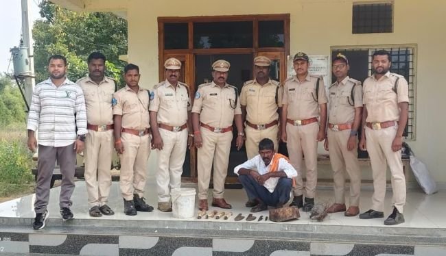 లక్ష్మీనగర్ తండాలో చుక్కల దుప్పి వేట: ఒకరి అరెస్ట్, 14 రోజుల రిమాండ్