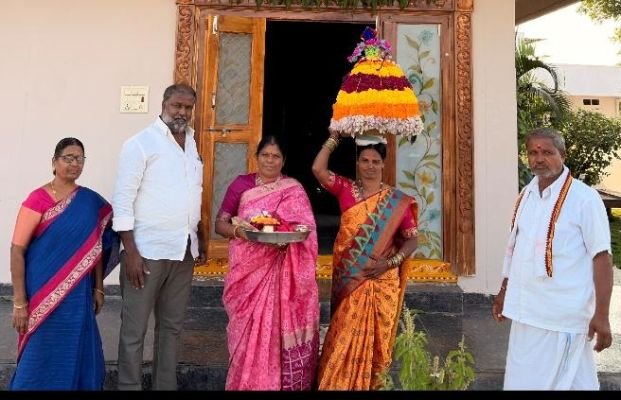 ఏడవ వార్డులో ఘనంగా బతుకమ్మ సంబరాలు