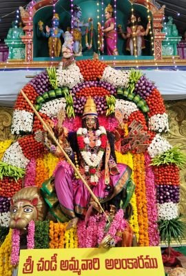 ఇరుకళల పరమేశ్వరి అమ్మవారి ఆలయంలో వైభవంగా శరన్నవరాత్రి ఉత్సవాలు