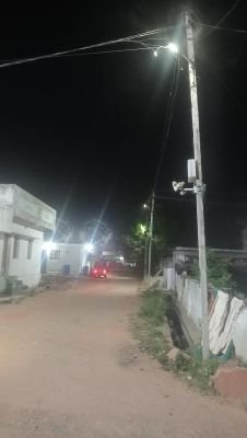 దసరా వేడుకలకు ముస్తాబవుతున్న గ్రామాలుకొండాపూర్ మండలంలో వీధి దీపాల ఏర్పాటు
