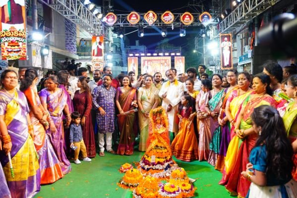 గాంధీనగర్ బతుకమ్మ సంబరాలు