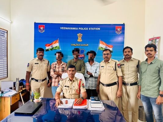 గంజాయి మత్తులో పట్టుబడిన ముగ్గురు యువకులు