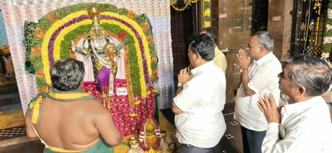 సుంకులమ్మ ఆశీస్సులు పట్టణ ప్రజలకు ఉండాలి..!