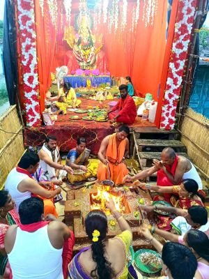 దుర్గామాత సన్నిధిలో చండీ హోమం మహా అన్న ప్రసాదం