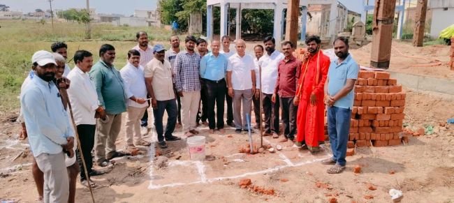 మహిళల సాధికారతయే లక్ష్యంగా పనిచేస్తున్న ప్రజా ప్రభుత్వం:మండల కాంగ్రెస్ పార్టీ అధ్యక్షుడు చంద్రశేఖర్